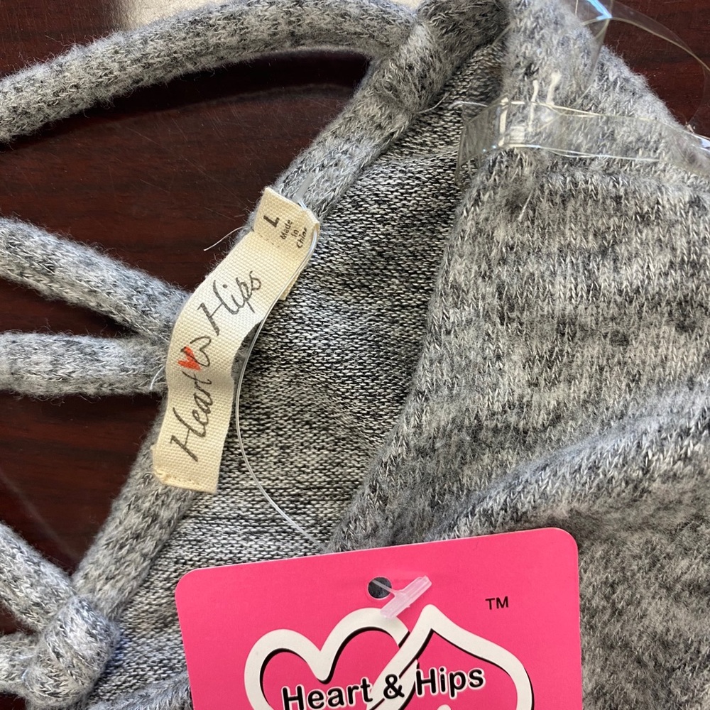 Sweater - Picture 3 of 4